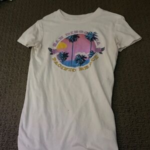 Aeropostale White Tee with Pink and Purple Graphic